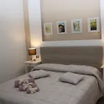 Alojamento de Acomodação e Pequeno-almoço 80056 4*