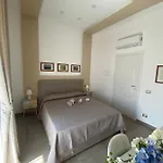 Alojamento de Acomodação e Pequeno-almoço 80056 4*