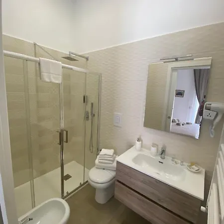 80056 ベッド・アンド・ブレックファスト