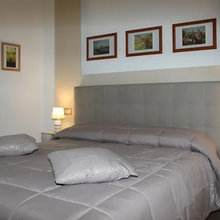 80056 Bed & Breakfast *