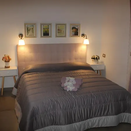 80056 Bed & Breakfast *