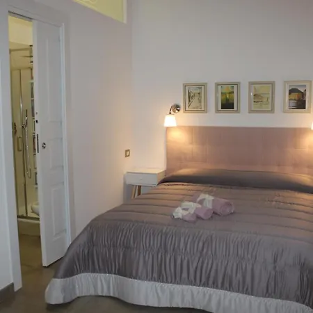 80056 Bed & Breakfast Ercolano