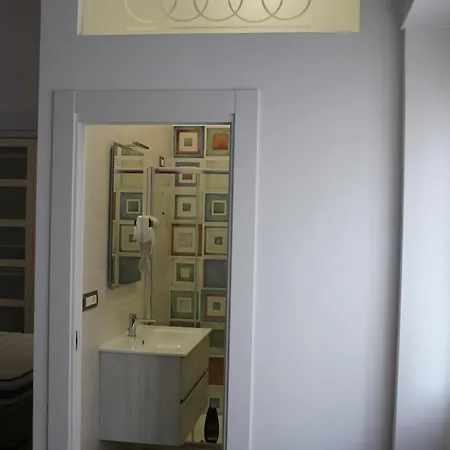 ベッド・アンド・ブレックファスト 80056 4*