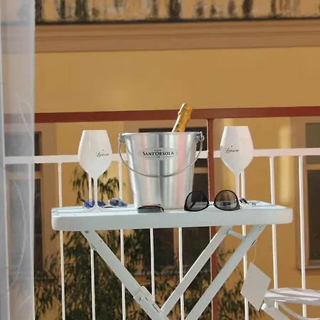 80056 Bed & Breakfast Ercolano