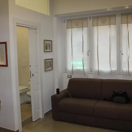 80056 Bed & Breakfast 4*